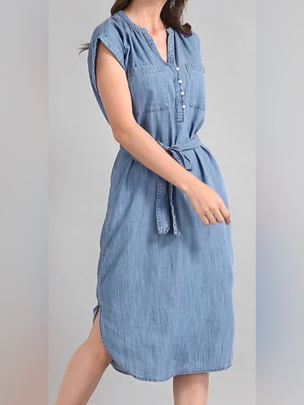 GAP Chambray Button-Front Tie-Waist Midi Dress in Light Blue Indigo